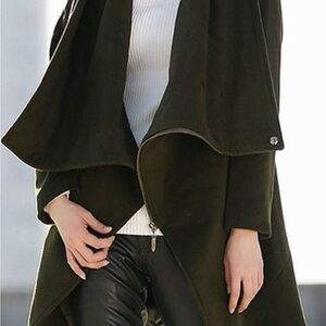 Elegant Olive Green Women's Coat